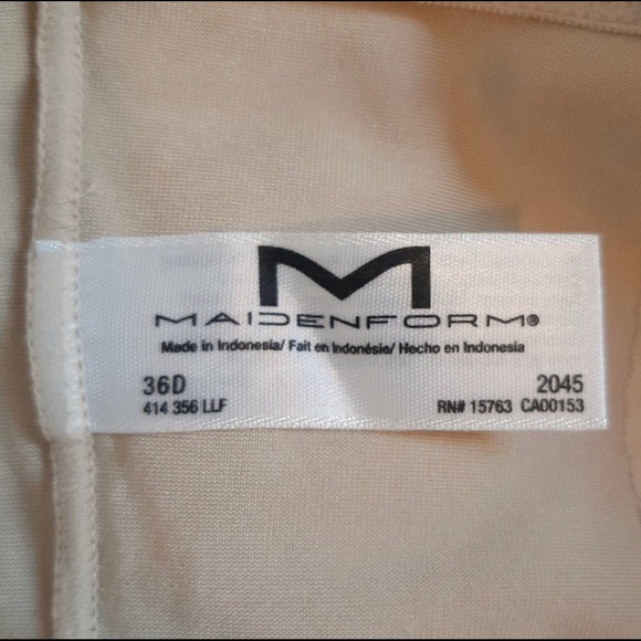 Maidenform Flexees Vintage Firm Control Bodysuit - Picture 9 of 12